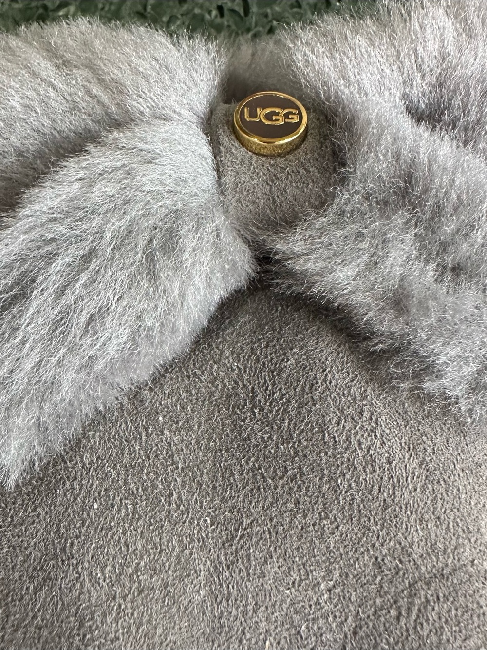 UGG Gloves Shearling Water Resistant Bow Shorty Gray Large Holiday Gift NEW - Picture 2 of 8
